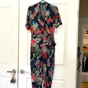 Zara floral jumpsuit with side zipper.